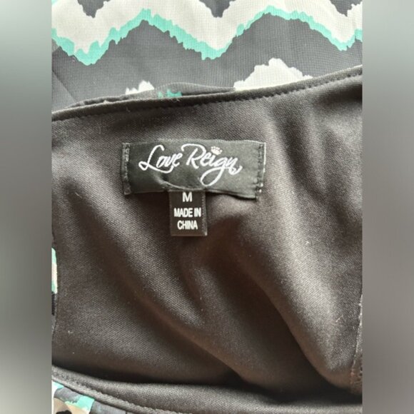 Love Reign Womens Belted Mini Dress in Black/Teal Chevron Sz M - Picture 5 of 5
